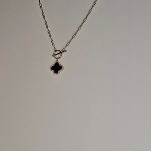 Clover Pendant Necklace Gold Chain Toggle Clasp Black Flower Charm Jewelry